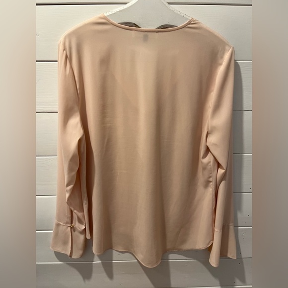 🩷MELANIE LYNE Pale Salmon Ruffle Blouse – Size 12 - Picture 5 of 9